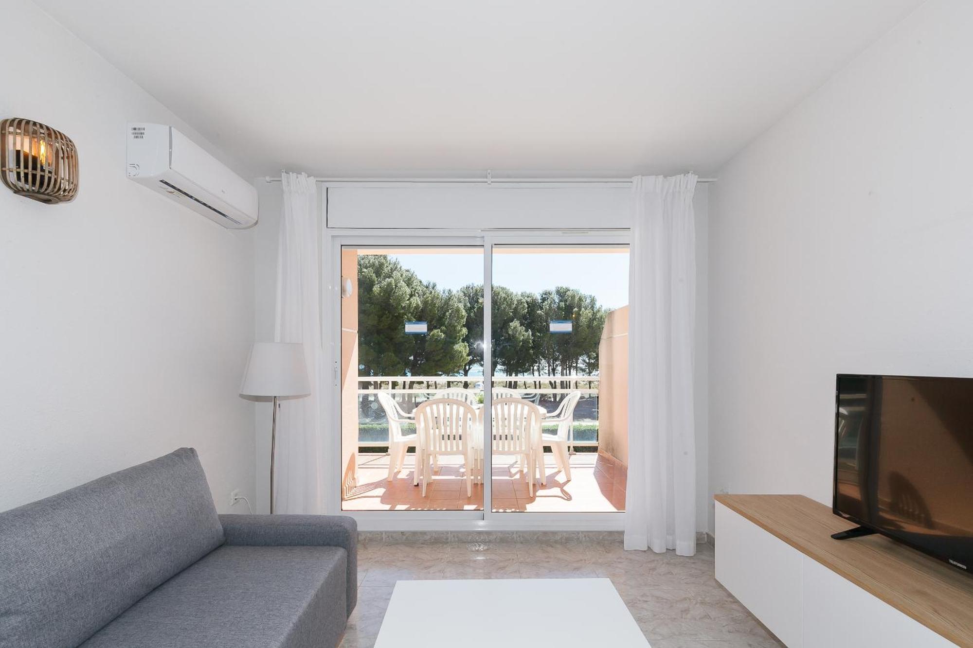 Uhc Arco Del Sol Family Complex Apartment Hospitalet De L'Infant Exterior photo