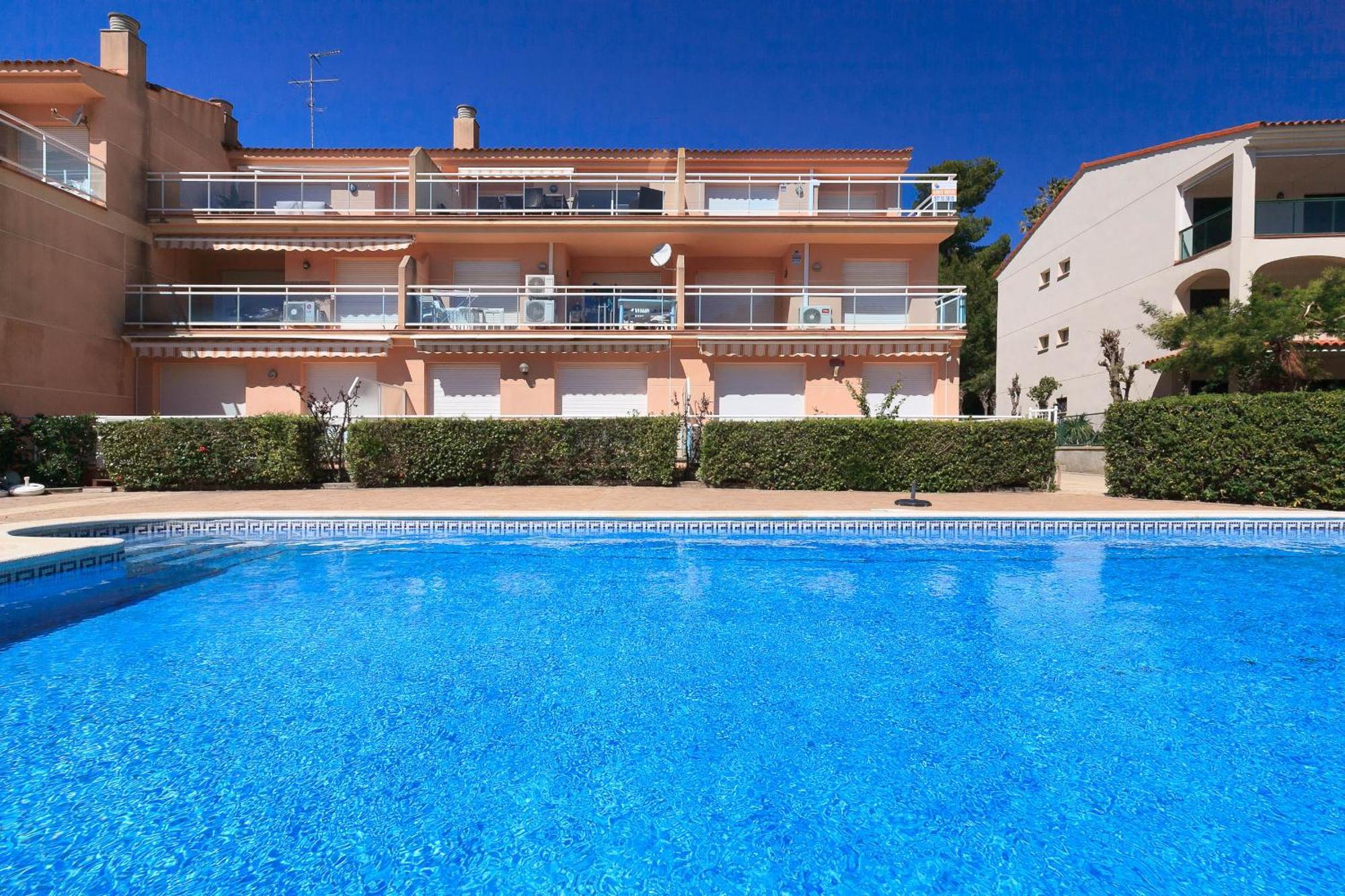 Uhc Arco Del Sol Family Complex Apartment Hospitalet De L'Infant Exterior photo