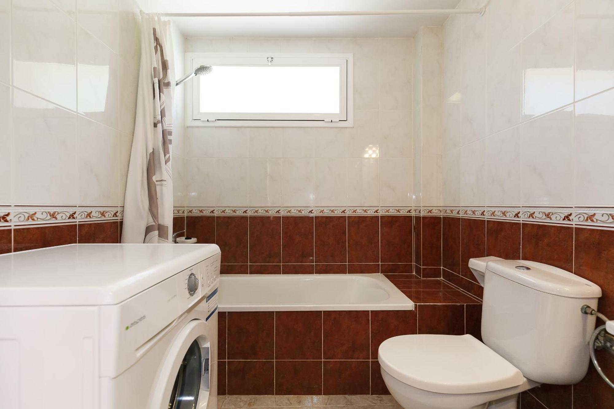 Uhc Arco Del Sol Family Complex Apartment Hospitalet De L'Infant Room photo